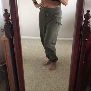 Gymshark Box Utility Joggers 